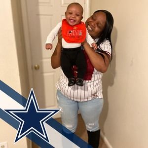 Meet your Posher, Elise